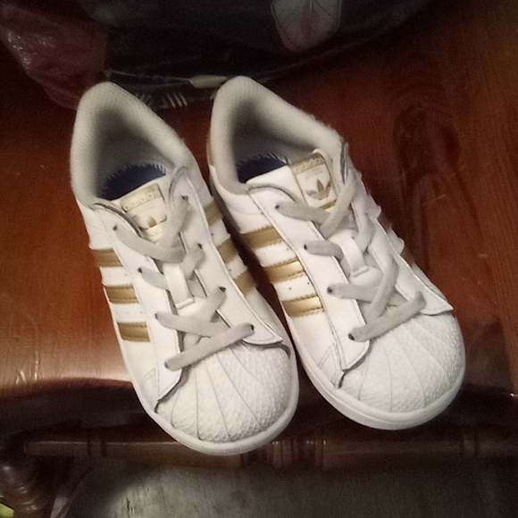 Mini Me Shell Top Adidas Super Stars - Picture 10 of 12